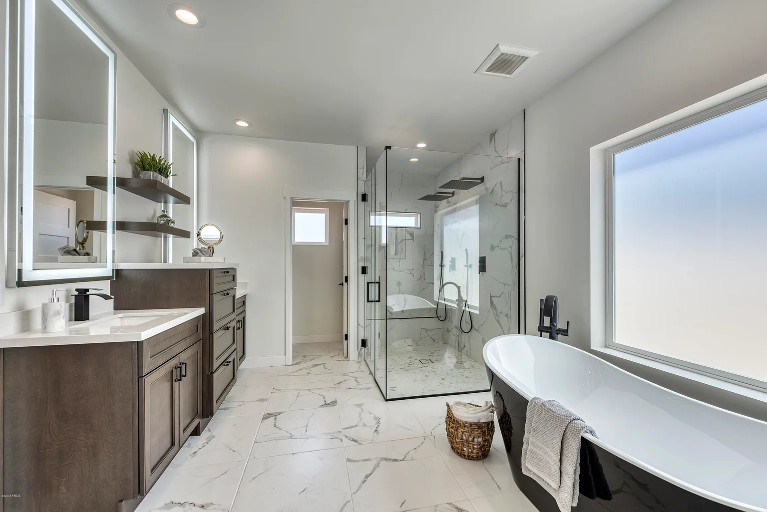 View of bathroom in a custom luxe home build by Erwin Jaye Luxury Homes in Phoenix, Arizona.