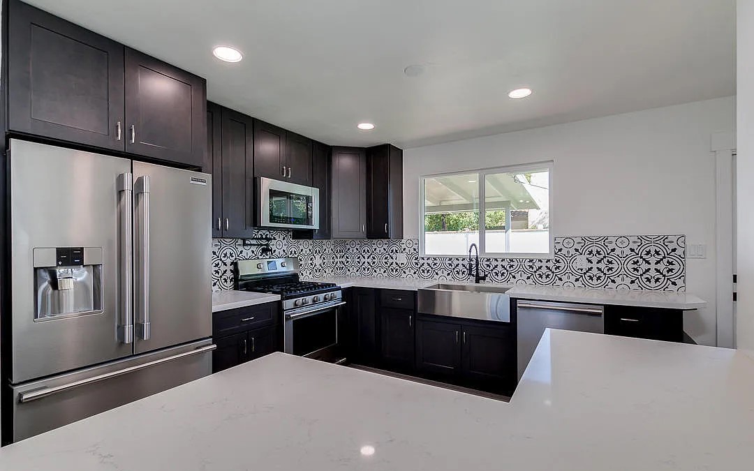 Kitchen of Phoenix home remodel by Erwin Jaye Luxury Homes.